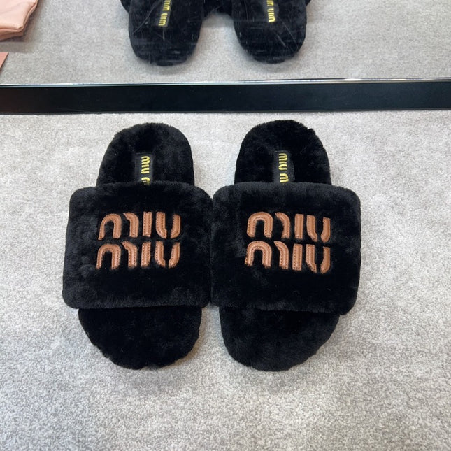MIU 로고 시어링 슬리퍼
