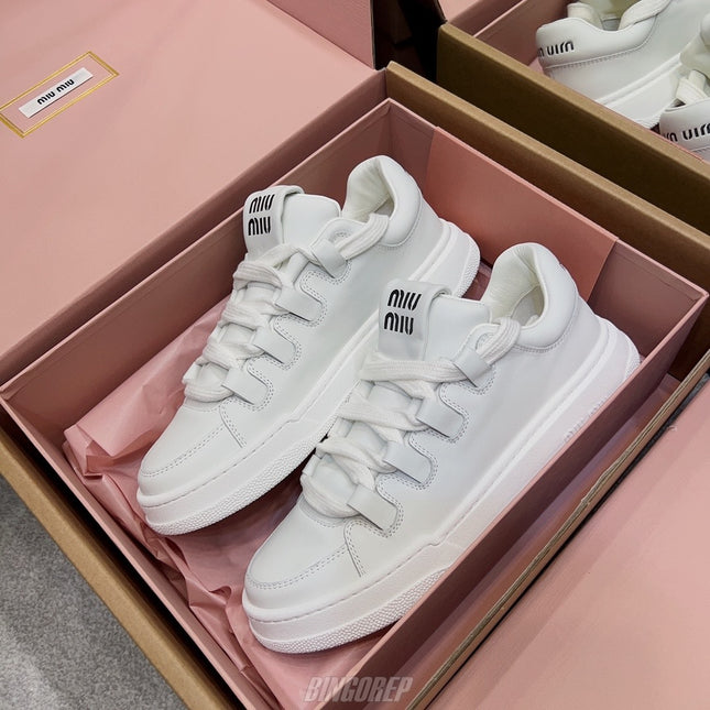 MIU 로고 레더 스니커즈