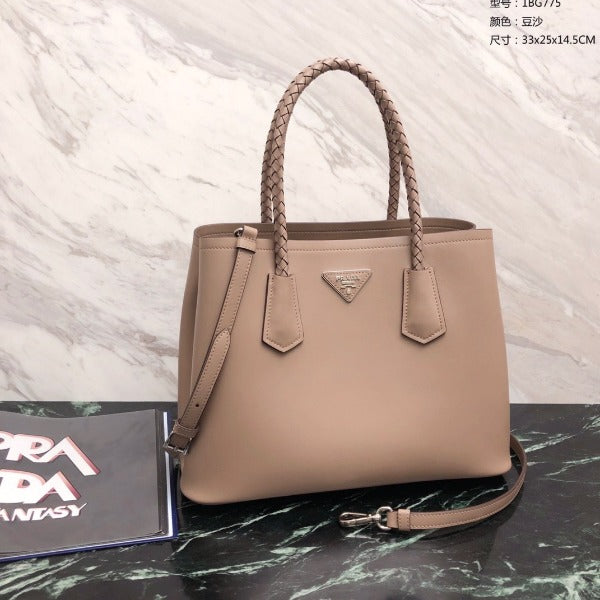 PRA 두블레 사피아노 레더 미디움백 1BG775