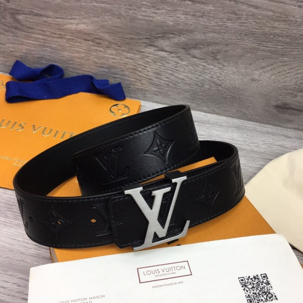 LV M0032 카프스킨 벨트
