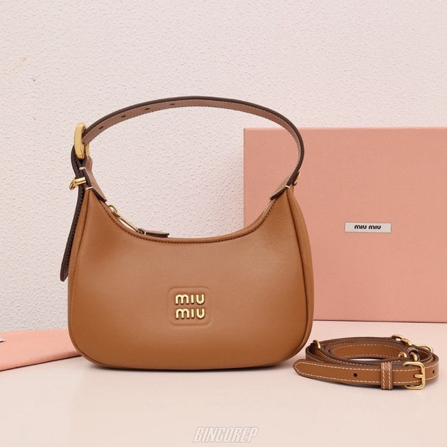MIU 로고 레더 호보백