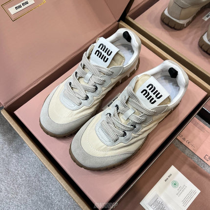 MIU 타이어 테크니컬 패브릭 스니커즈